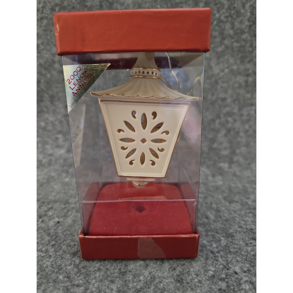 Lenox 2000 Annual Lantern Christmas Ornament In Box